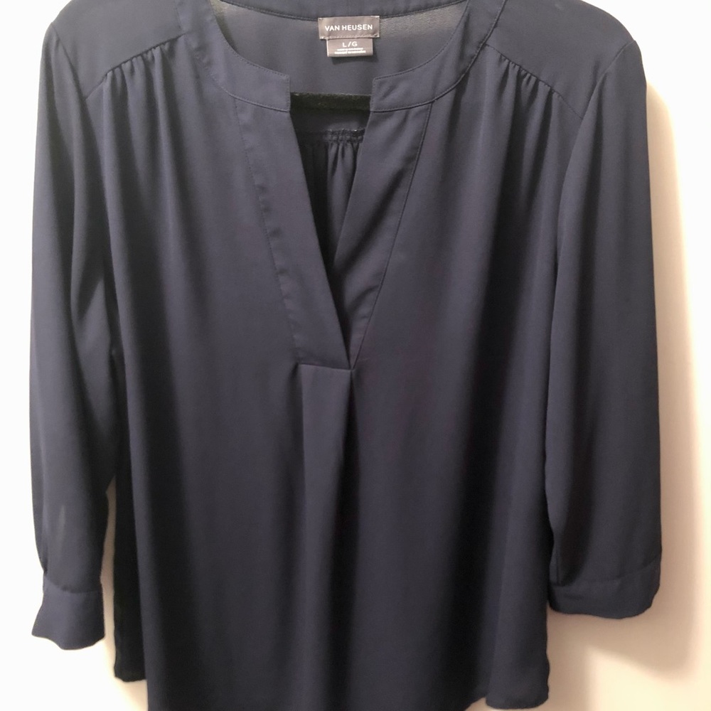 Van Heusen top